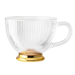 Złota filiżanka szklana na stopce Selena 430 ml |Duża i elegancka | Golden Sister